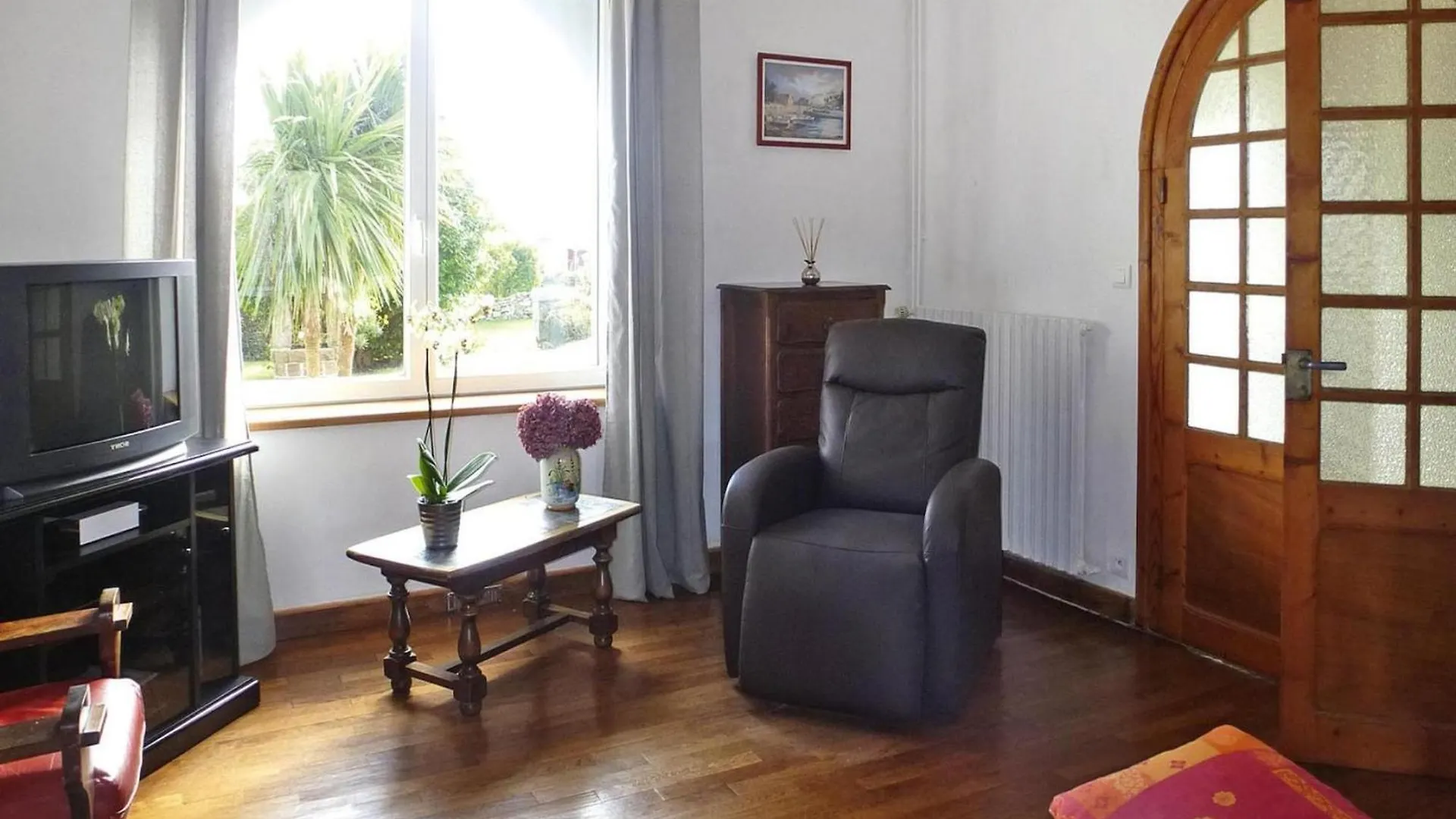 Holiday Home In A Quiet Location Near The Coast Pleumeur-Bodou 0*,